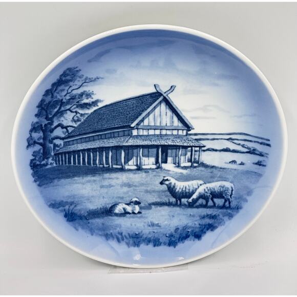 DAK Viking Royal Copenhagen Roskilde Denmark Annual 1977 Plate